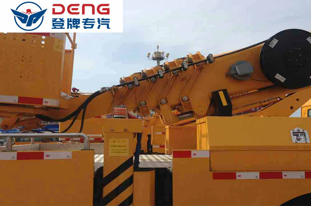 五十鈴雙排座14米高空作業(yè)車(chē)_09