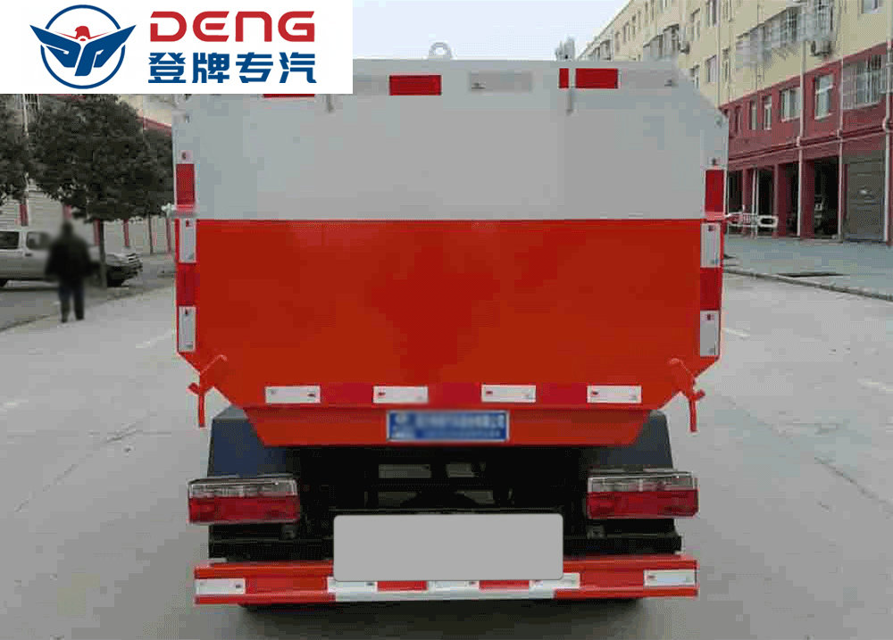 國(guó)六東風(fēng)途逸掛桶垃圾車_10