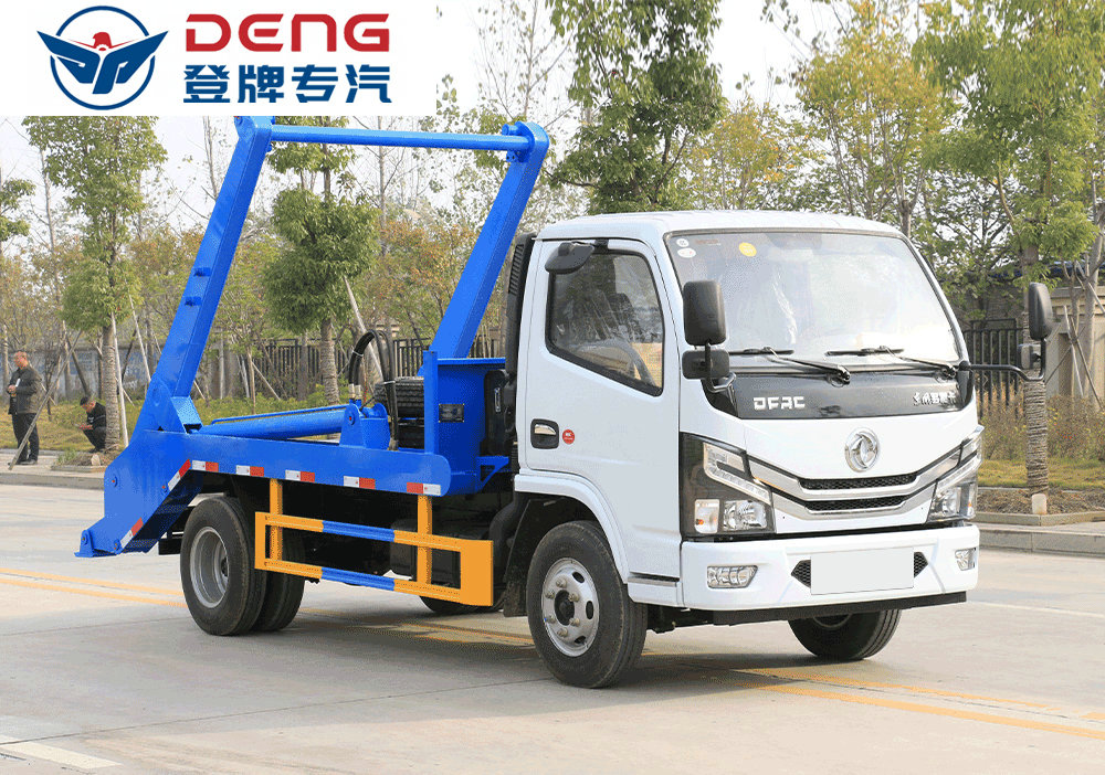 國六東風(fēng)小多利卡擺臂垃圾車_06