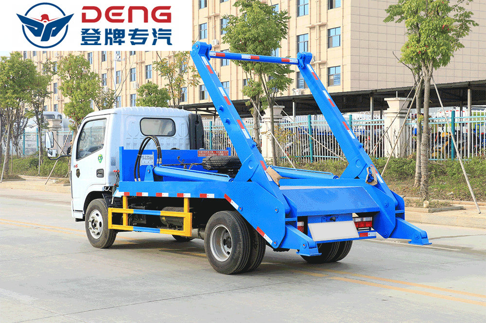 國六東風(fēng)小多利卡擺臂垃圾車_12