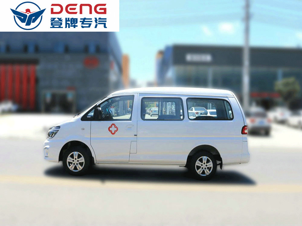 國六東風(fēng)風(fēng)行救護(hù)車_01_10